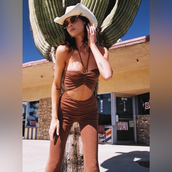 ❤️Princess polly Charlie ruched jumpsuit - Picture 4 of 8